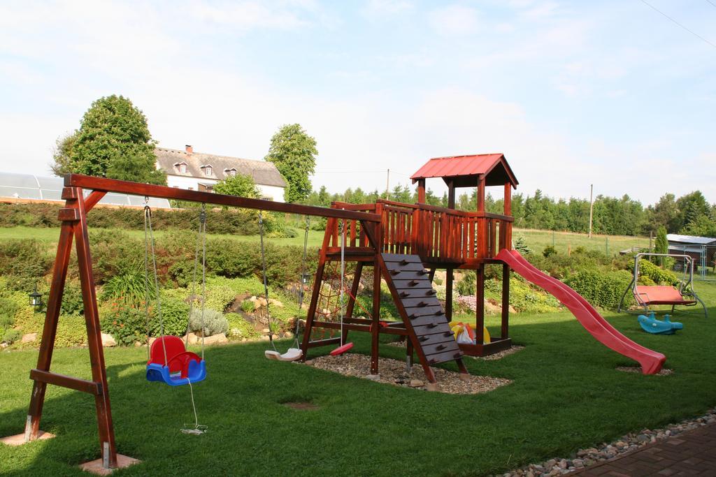Pension Čtyřlístek Tisá Exterior foto